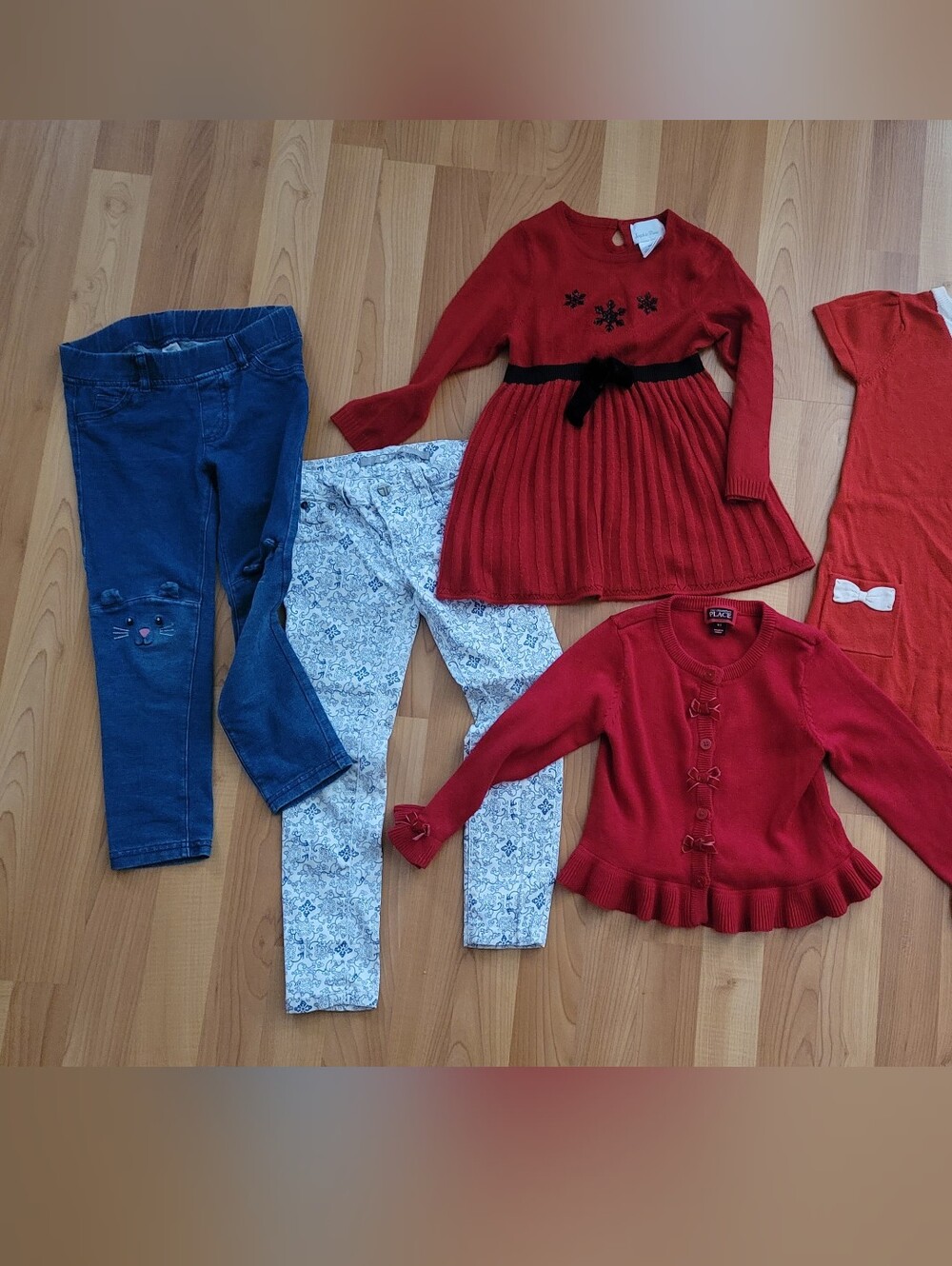 Catrer's H&M Girls 4T Clothes Lot Of 5 Cardigan Red Holiday Dress Jeans Pants